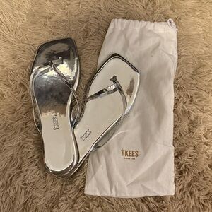 Square Toe Metallic Silver Tkees